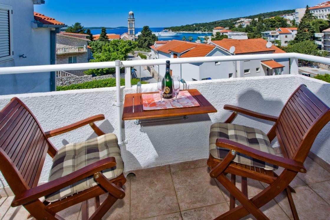 Apartments Jacky Hvar Town Zewnętrze zdjęcie