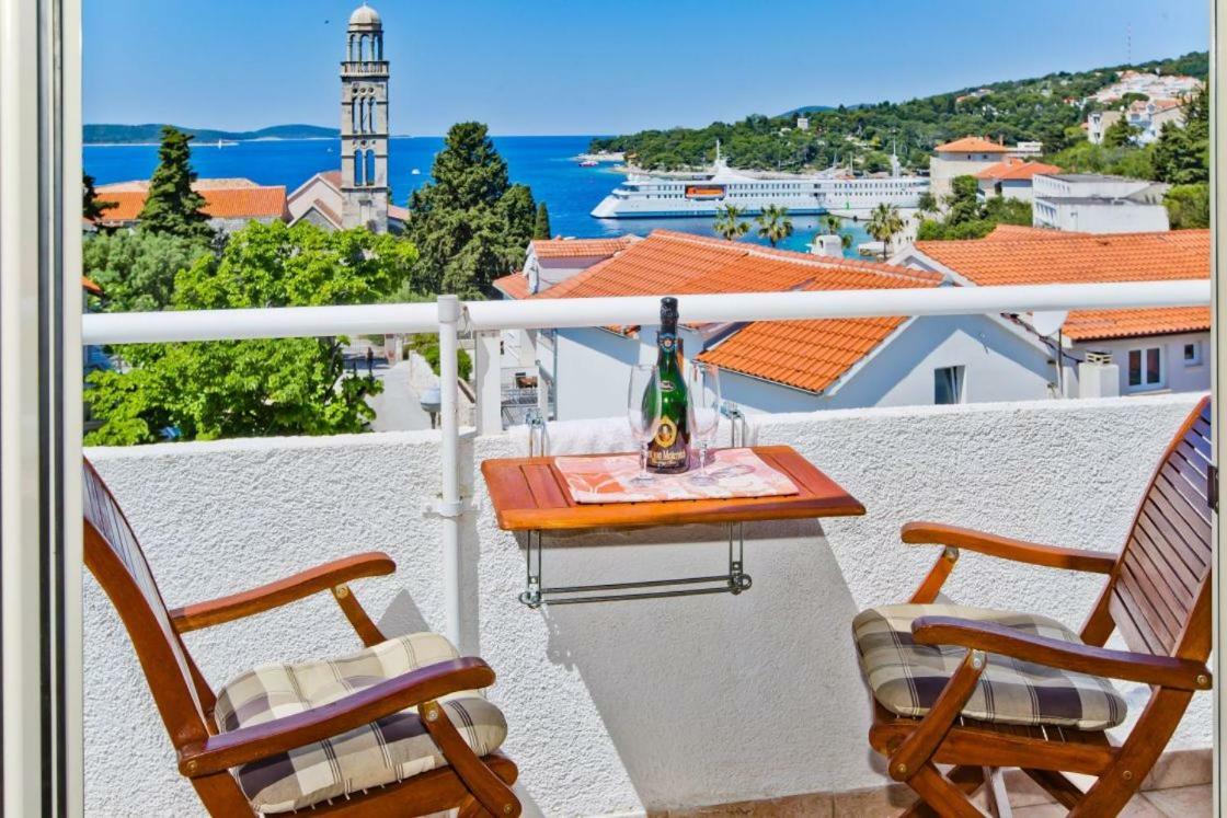 Apartments Jacky Hvar Town Zewnętrze zdjęcie